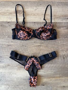 Honey Bridette Marilyn Leopard Lingerie Set NWOT